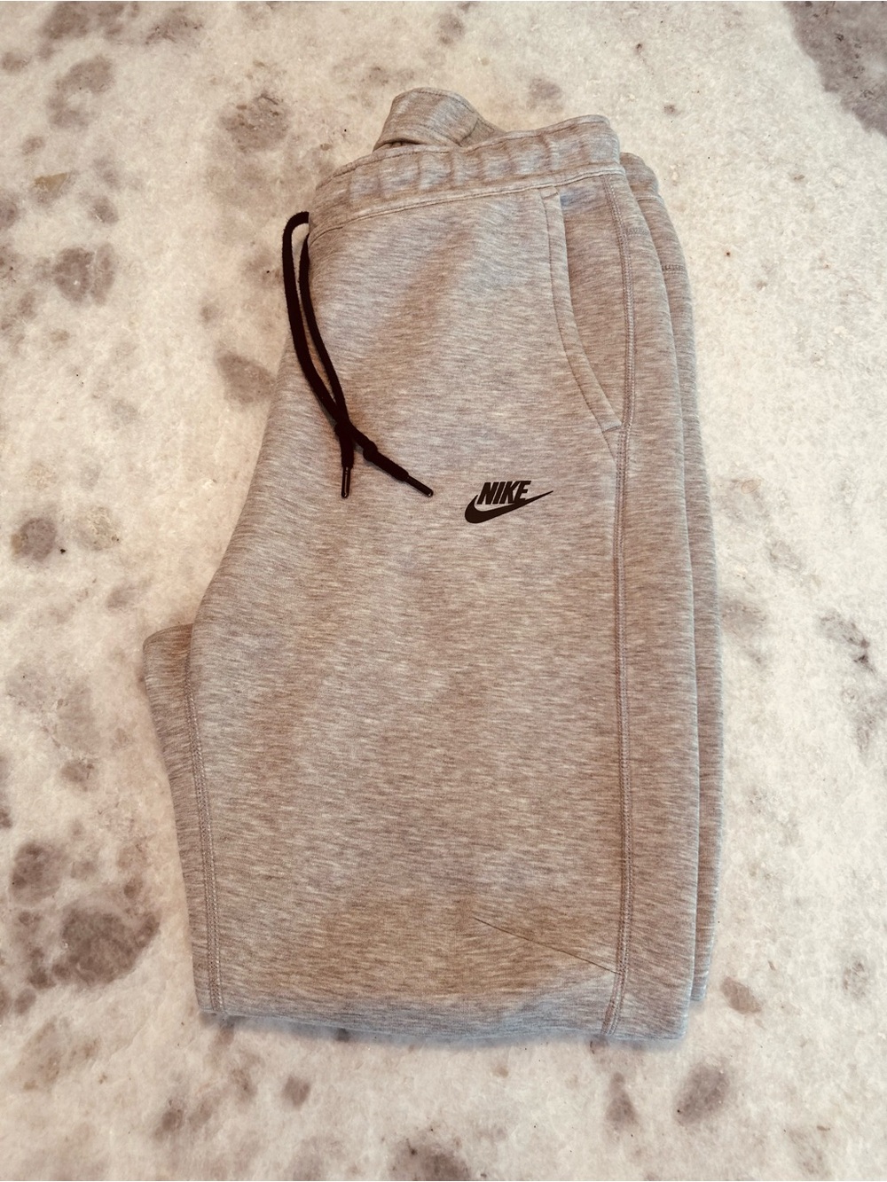 Men’s Nike Tech Fleece Pants Size Large